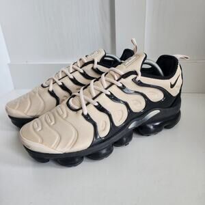 NIKE Air Vapormax Plus Mens 9.5 Light Orewood Brown/ Beige / Black